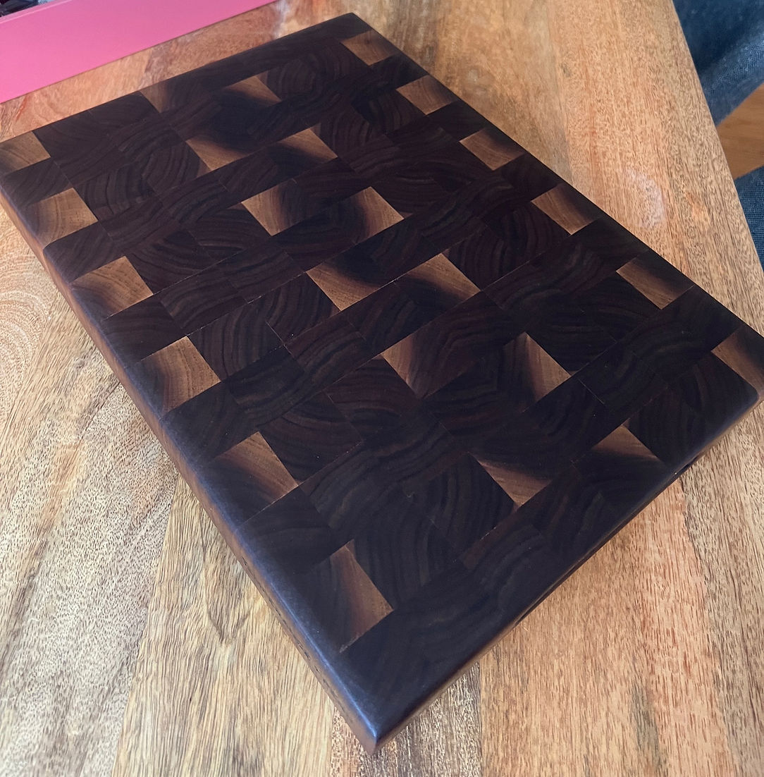 Walnut Endgrain Butcher Block Cutting Board